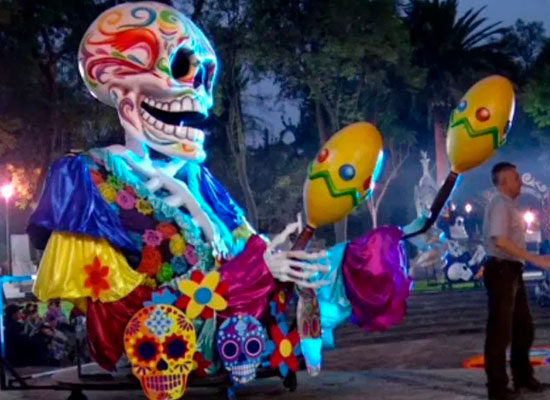 Día de Muertos en el Panteón Civil de Dolores