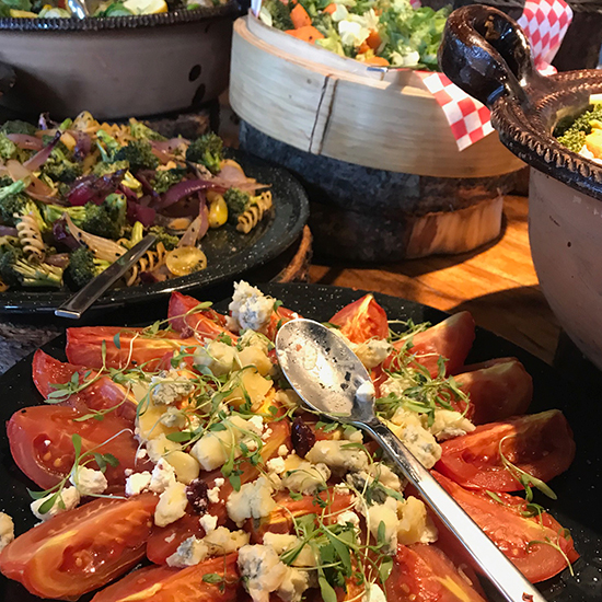 Restaurante Madera - Buffetes y menús ejecutivos temáticos en Santa Fe -  Godinez Gourmet